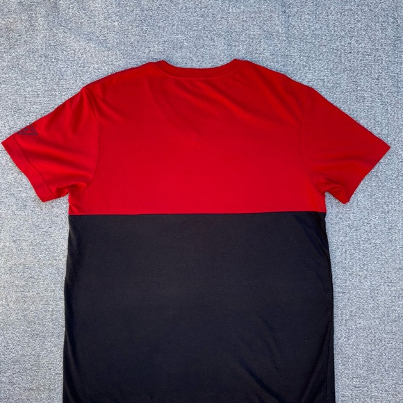 GUESS Men's V-Neck Red & Black Shirt - Picture 4 of 5
